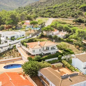 Majordoms - Sarnella, Villa